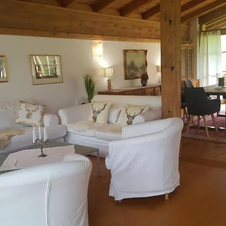 Luxuschalet Happy Tyrol Chalé *