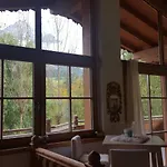 Luxuschalet Happy Tyrol شاليه المو