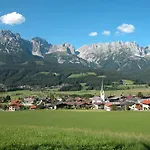 Alpesi faház Luxuschalet Happy Tyrol