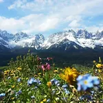 Luxuschalet Happy Tyrol *