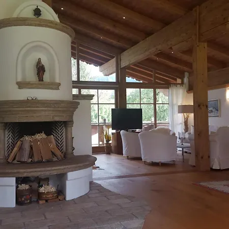 Chalet Luxuschalet Happy Tyrol *
